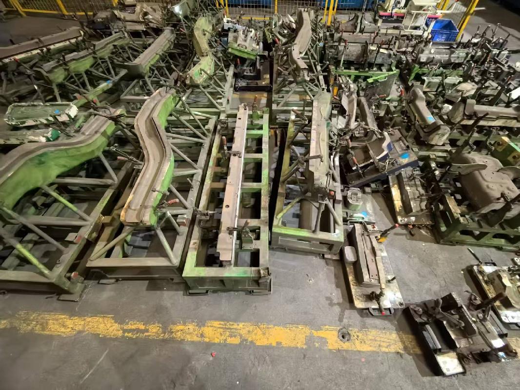 1456项汽车工装（模、夹、检具）资产转让公告