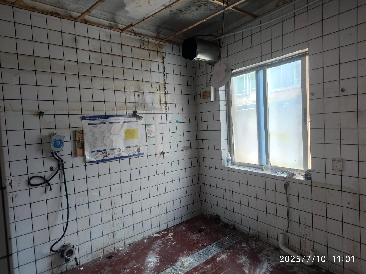 江苏省常州市武进区湖塘镇人民中路139-1号（现人民中路592号）招租公告