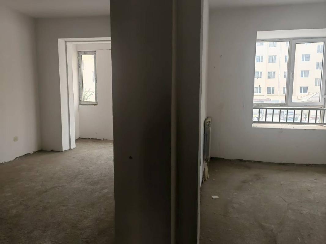 乌兰察布市集宁区城建投资开发（集团）有限责任公司第十二批房产转让项目