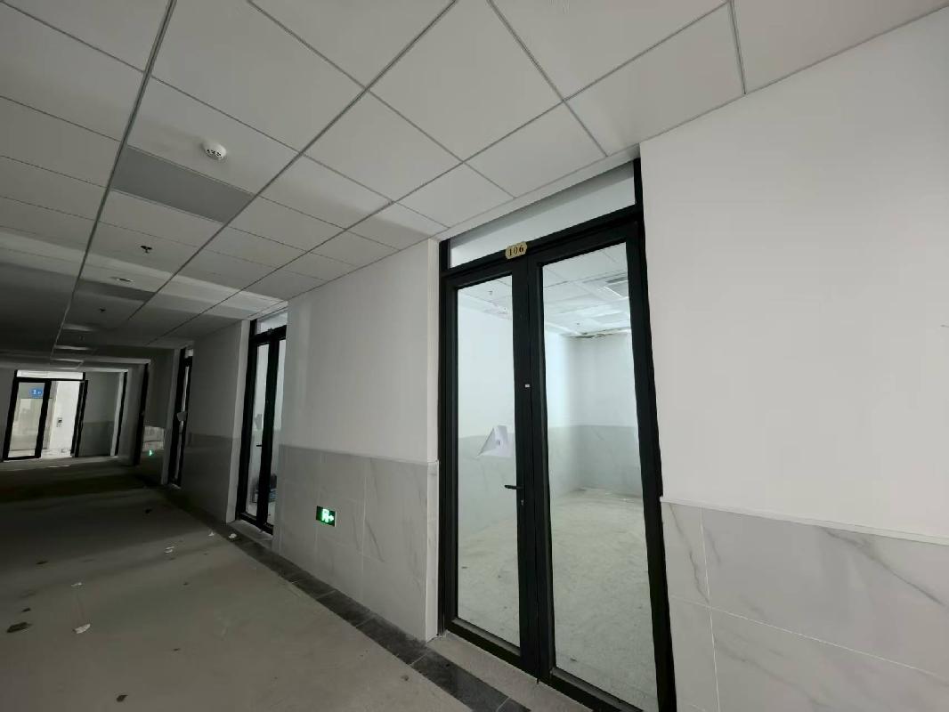 安徽工程大学校本部西区师生活动中心一楼部分商业房产（运营商门店）出租公告