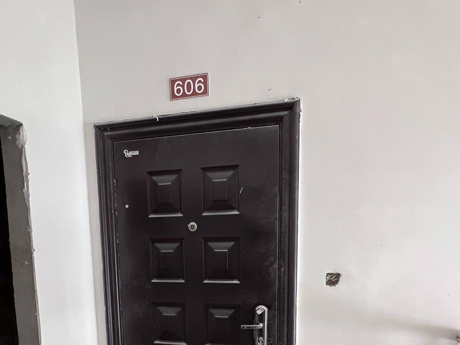 附小公寓楼北幢606招租公告
