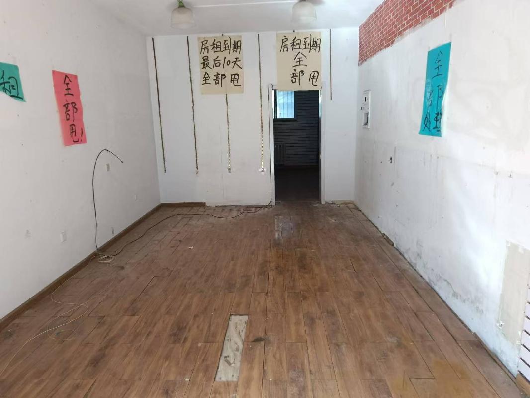 呼和浩特市回民区文化宫街19号商住楼商铺3号房产转让（内蒙古自治区机关事务管理局）(国资监测编号GR2025NM1005468)