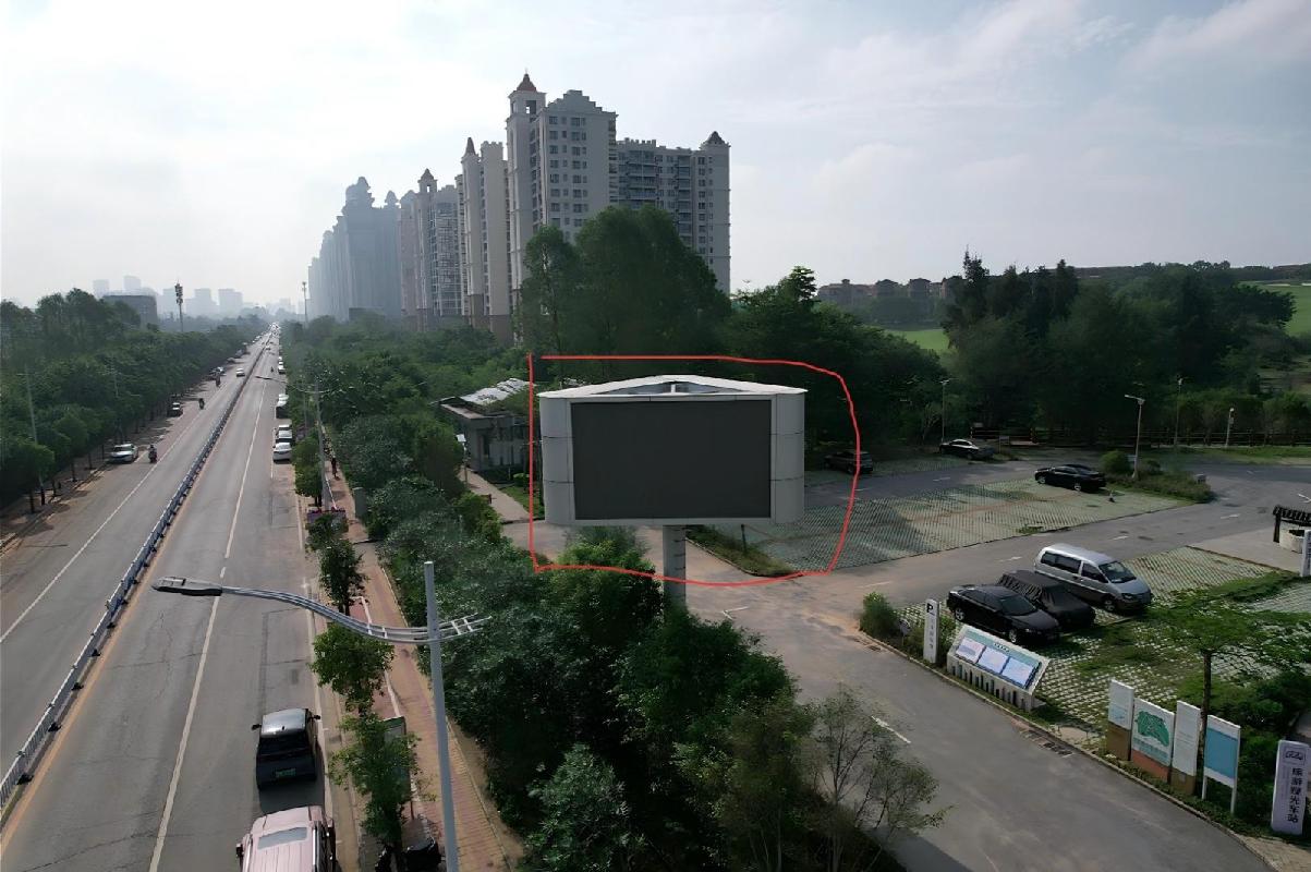 北海市海城区地角街道新营社区流下村停车场三面LED广告牌招租项目