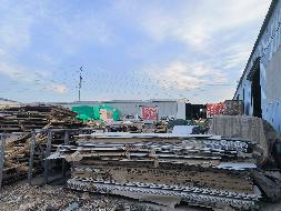 鄂尔多斯市东胜区诃额伦路辅路东、生态北街南25384.47㎡工矿仓储用地土地使用权转让