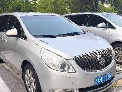 一辆别克牌汽车（苏AF057R）公开转让(国资监测编号GR2025JS1004989)