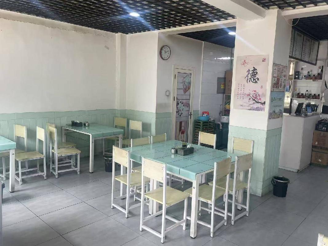包头市昆都仑区市府东路青7#付28 栋底店从北数第1间公开招租（年租金底价：33600元，租期：3年）(内蒙古包钢房产物业集团有限公司)(国资监测编号GR2025NM1005756)