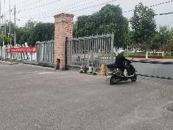 察布查尔锡伯自治县国资局位于察县庙拜街原县委宾馆房产及土地整体约12261.24㎡对外转让