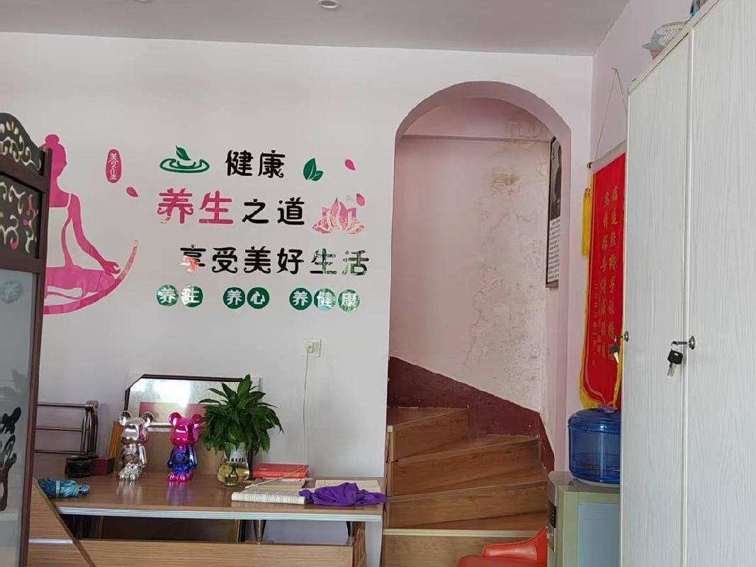 包头市昆都仑区105#4栋1#底店公开招租（年租金底价：32544元，租期：3年）(内蒙古包钢房产物业集团有限公司)(国资监测编号GR2025NM1005772)
