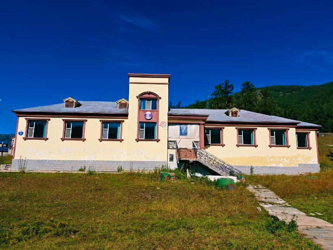 中建新疆建工（集团）有限公司转让位于布尔津县贾登峪综合旅游接待基地一、二区A1-6号商业楼