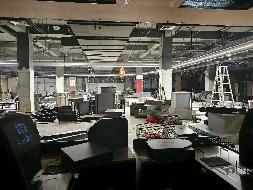 包头市昆区三八路与青年路交叉口原惠客超市14号店（新星水岸一层、二层）出租（年租金底价：990000元，租期：7年）（包钢集团万开实业有限公司）(国资监测编号GR2025NM1005965)