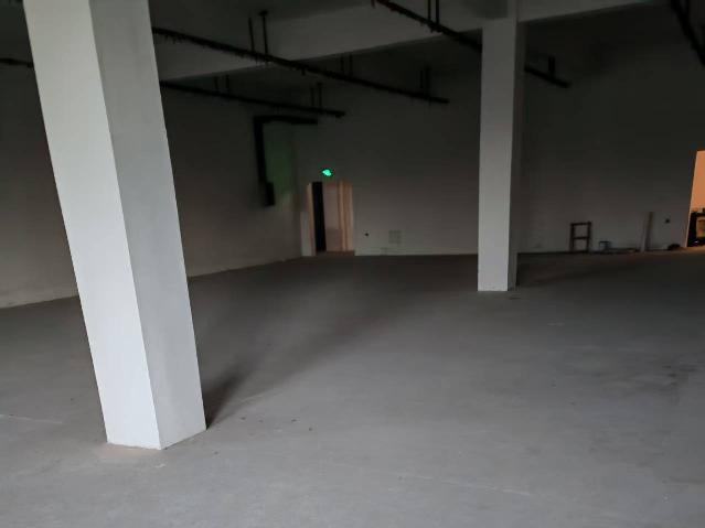 蓝山湖14幢202号房屋招租公告