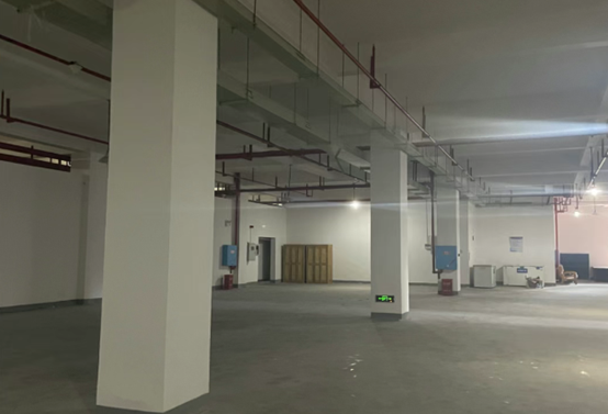 湖南省长沙市开福区中青路1048号山河医药健康产业园11/12栋102房产及部分设备