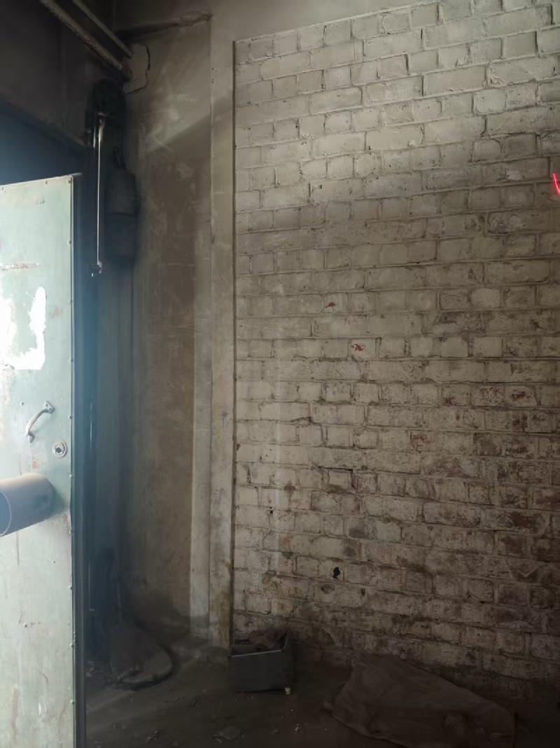 包头市昆区少先20号街坊18栋楼下2号、3号车库转让(国资监测编号GR2025NM1005934-3)