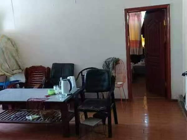 新疆伊犁钢铁有限责任公司转让所属位于乌市新市区西环北路928号6栋1层7单元101室房产(三次挂牌)(国资监测编号GR2025XJ1001067-3)