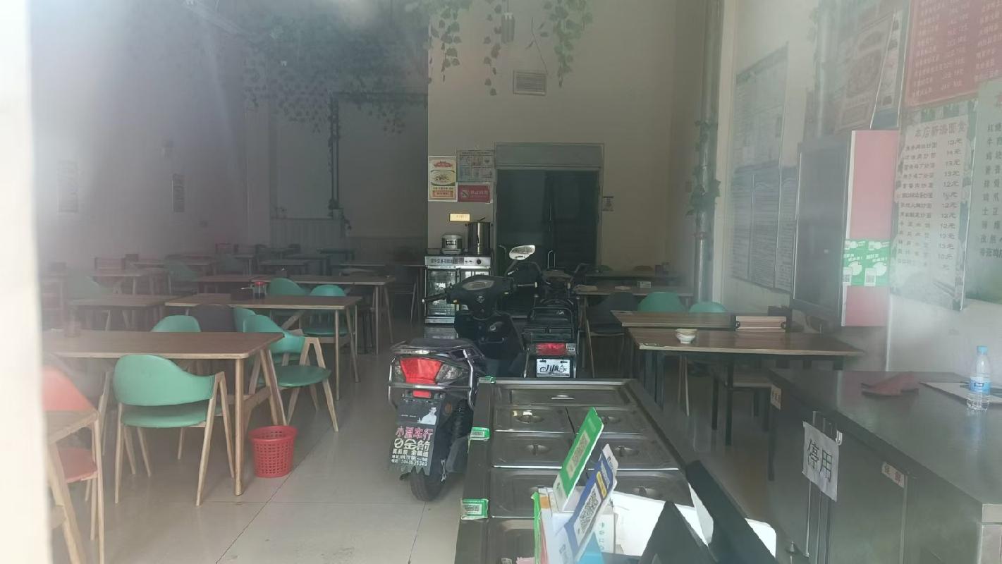 内蒙古包头市九原区职教园区D-21商业底店公开招租（69461元/年，3年，包头市科教实业发展有限公司）(国资监测编号GR2025NM1005999)