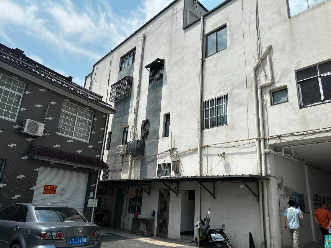 [泰州市]泰兴市鼓楼冬区5幢402室公开招租