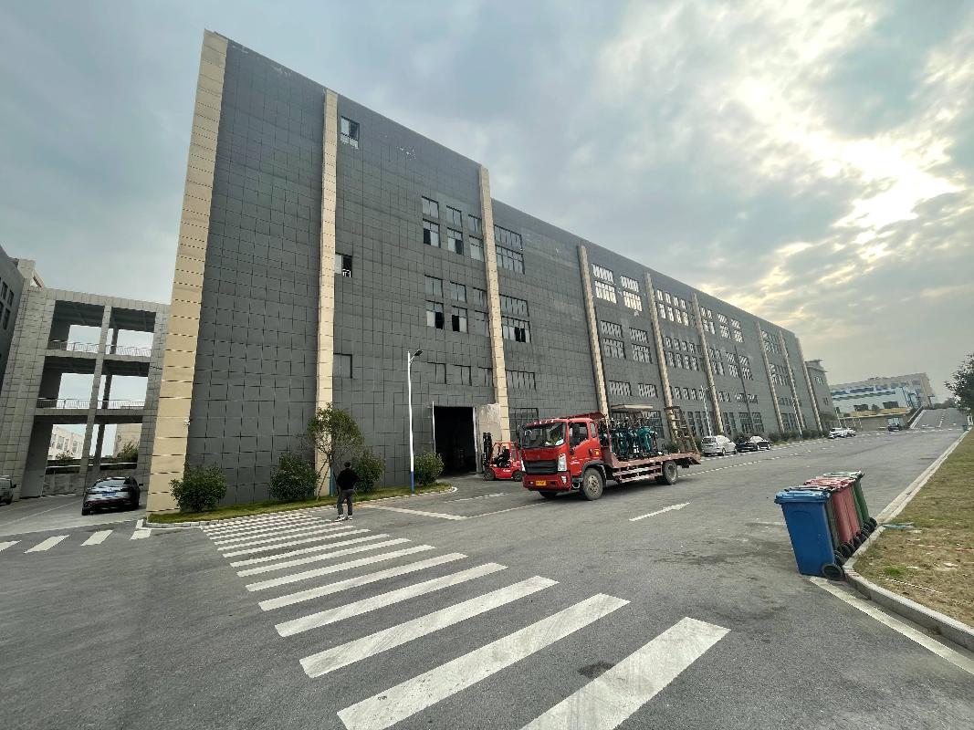 池州市经开区梧桐路以南、金同路以西池州高端拉链产业园1#厂房、2#厂房及土地使用权转让（第二次）公告(国资监测编号GR2026AH2000834)