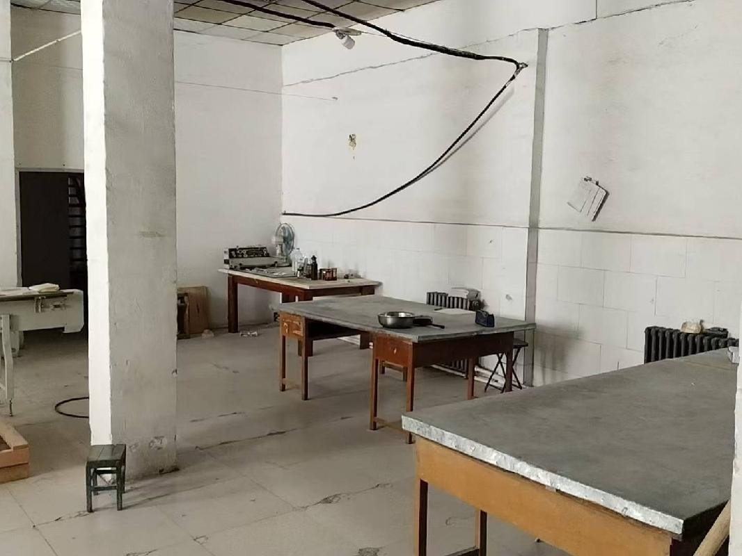 新疆生产建设兵团粮油储备站有限公司租赁位于乌鲁木齐市头屯河区北站五路东巷466号院内7号库房