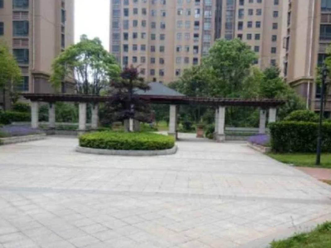 长沙市暮云镇芙蓉南路四段977号和美星城A区1栋1306及A-171车位(二次挂牌)(国资监测编号GR2025HN1001883-2)