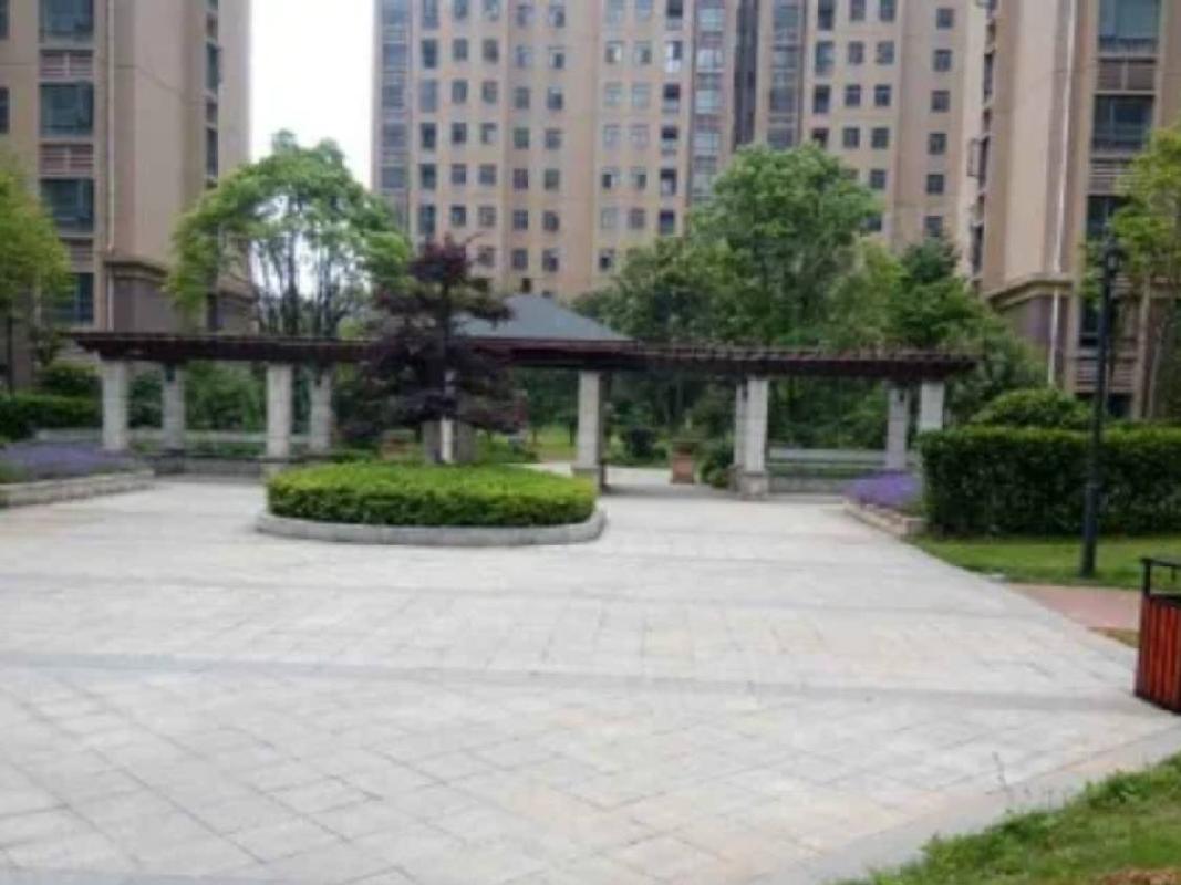长沙市暮云镇芙蓉南路四段977号和美星城C区28栋1001及C-729车位(二次挂牌)(国资监测编号GR2025HN1001894-2)