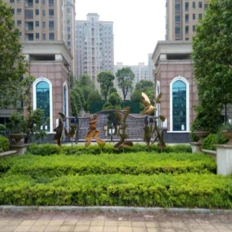 长沙市暮云镇芙蓉南路四段977号和美星城C区27栋302及C-248车位(二次挂牌)
