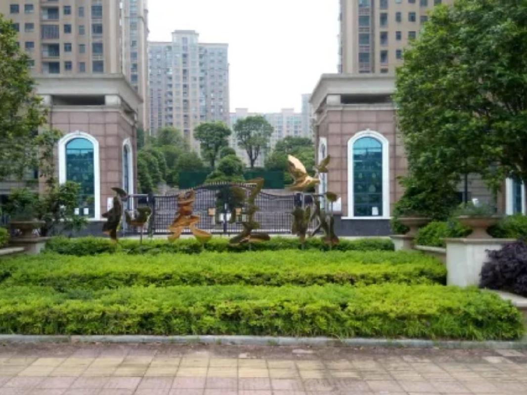 长沙市暮云镇芙蓉南路四段977号和美星城D区37栋901及D-658+车位(二次挂牌)