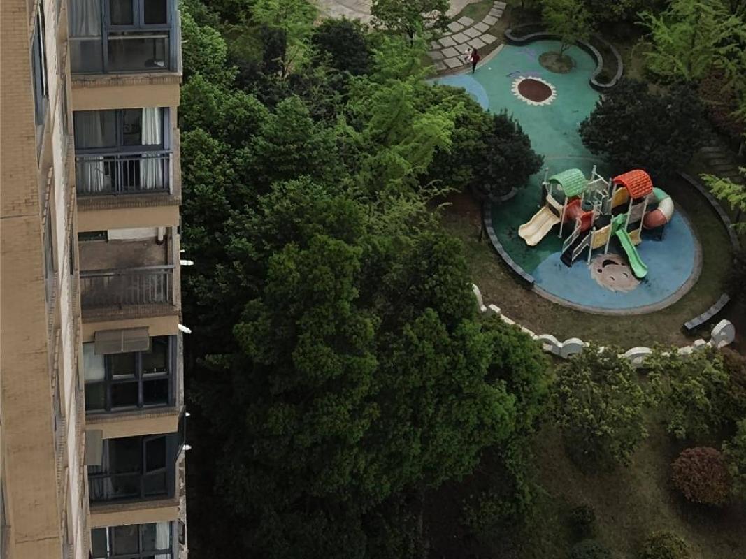 长沙市暮云镇芙蓉南路四段977号和美星城C区26栋1605及C-56车位(二次挂牌)(国资监测编号GR2025HN1001892-2)