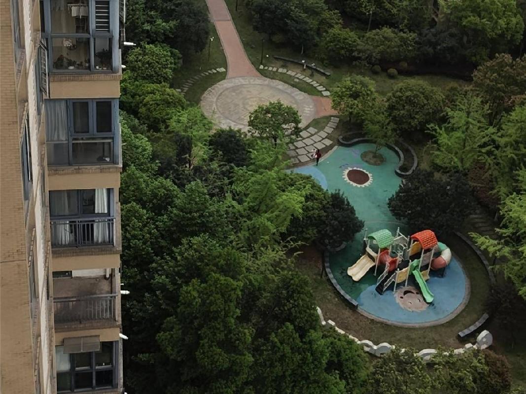 长沙市暮云镇芙蓉南路四段977号和美星城D区46栋1202及D-905车位(二次挂牌)(国资监测编号GR2025HN1001925-2)