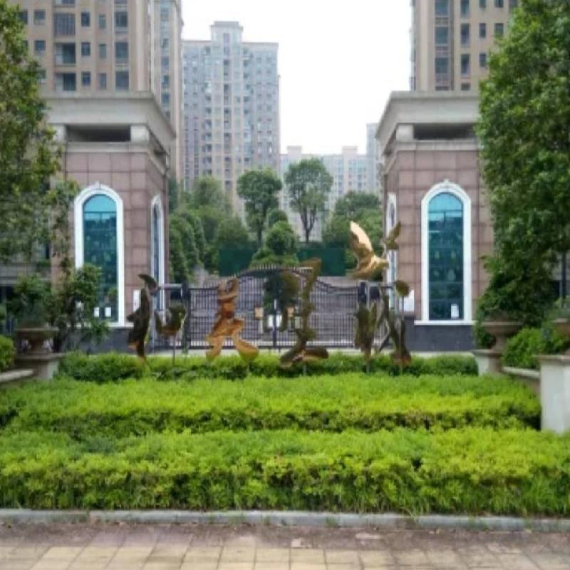 长沙市暮云镇芙蓉南路四段977号和美星城A区12栋1501及A-692车位(二次挂牌)
