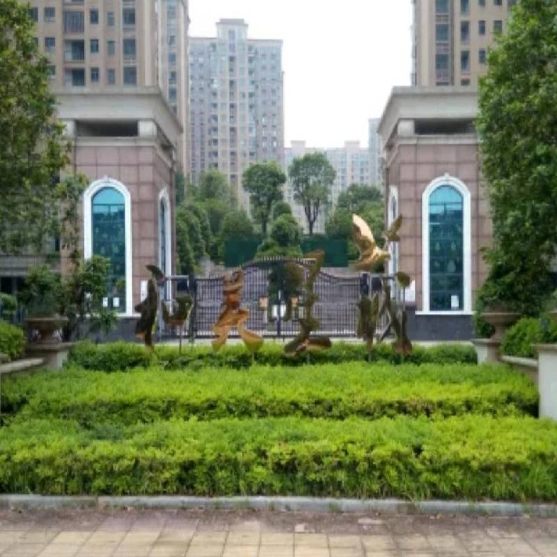 长沙市暮云镇芙蓉南路四段977号和美星城C区30栋205及C-438车位(二次挂牌)
