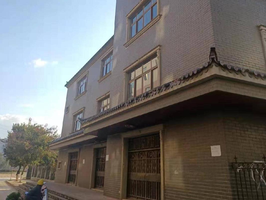 转让云南省文山市文山三七产业园区河滨住宅小区俊园9号房产(二次挂牌)