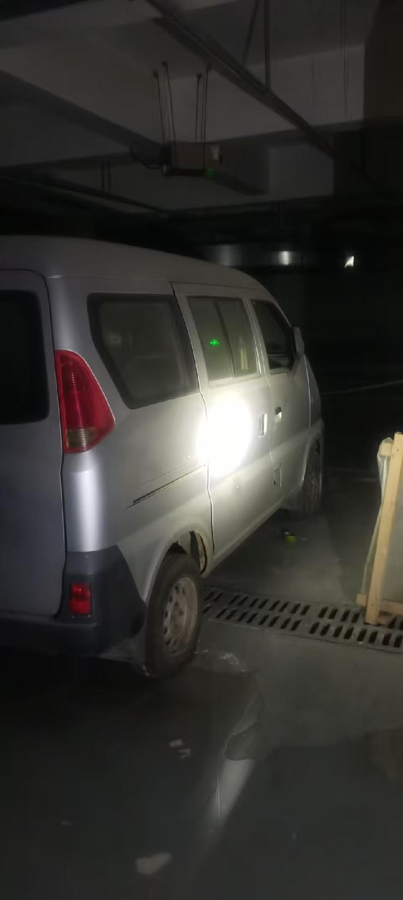 1台松花江牌HFJ6370E小型普通客车（黑AHV045）报废车辆转让交易公告