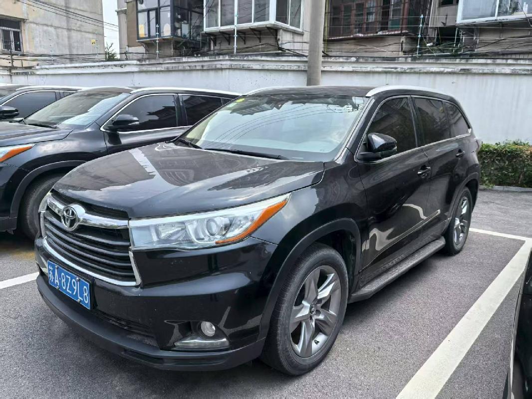 一辆丰田牌小型客车（苏A8Z9L8）公开转让(国资监测编号GR2025JS1006008)