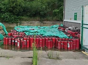 四川秦巴高速有限责任公司废旧灭火器处治询价公告转让公告