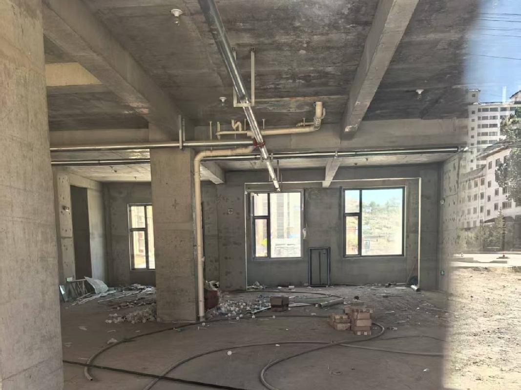 甘南州临潭县东环路棚户区改造及配套基础设施建设项目11号楼2单元11-2-108商铺转让公告