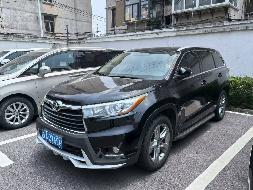 一辆丰田牌小型客车（苏A2Y6G6）公开转让(国资监测编号GR2025JS1006006)