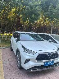 第四师可克达拉市供销合作社联合社所属丰田牌GTM6500HWHEVM新F96N42小型普通客车对外转让