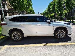 新疆创锦种业有限公司所属丰田牌GTM6500HWHEVM新F89C10小型普通客车对外转让