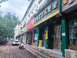 巴公电厂家属院1号楼底商招租公告