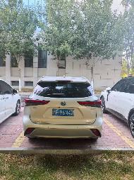 第四师可克达拉市供销合作社联合社所属丰田牌GTM6500HWHEVM新F96N42小型普通客车对外转让