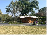 红梅公园大草坪东、西梅花亭招租公告