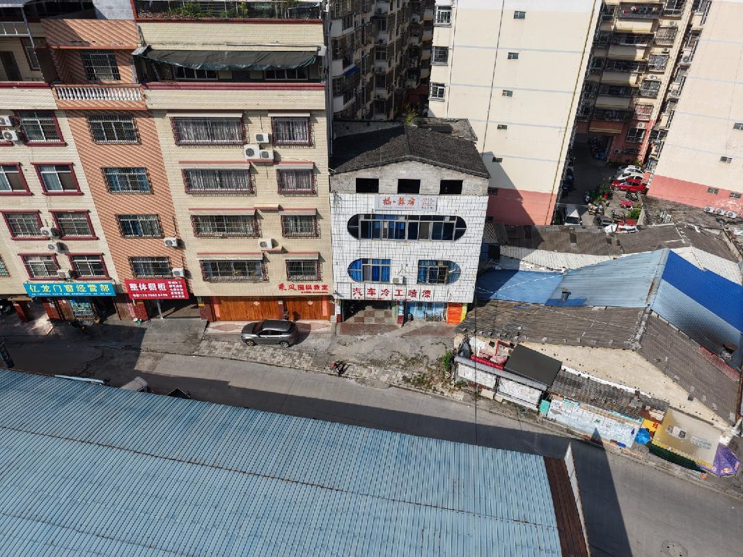 河池市金城江区东江镇百旺社区约270平方米铺面招租项目