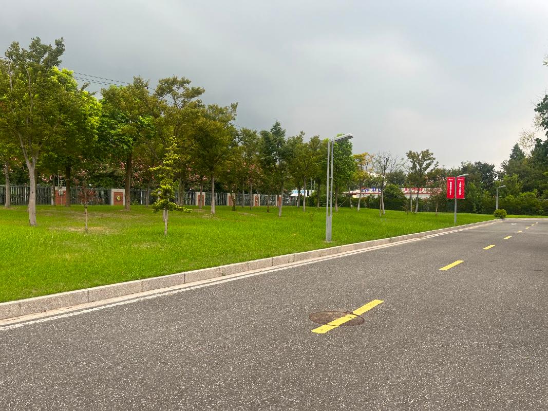 江苏工程职业技术学院崇川校区、海门校区部分场地（用于放置智能存取柜）公开招租(国资监测编号GR2025JS1006117)