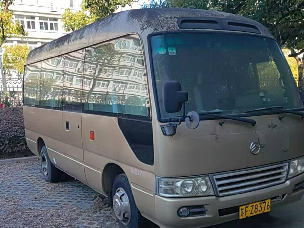 一辆报废金旅牌客车（苏FZ8376）公开转让(国资监测编号GR2025JS1006135-2)