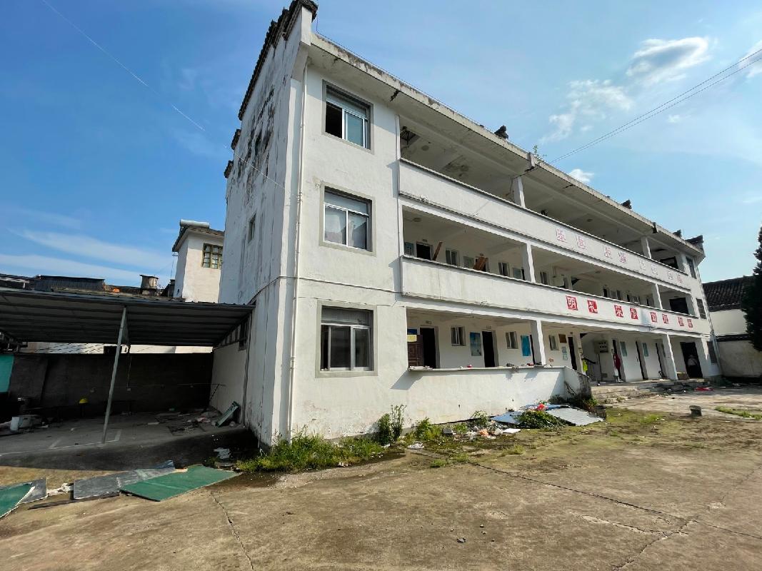 黄山市歙县原漳潭学校3253.94㎡拟拆除房产残值转让公告(国资监测编号GR2025AH2002458)