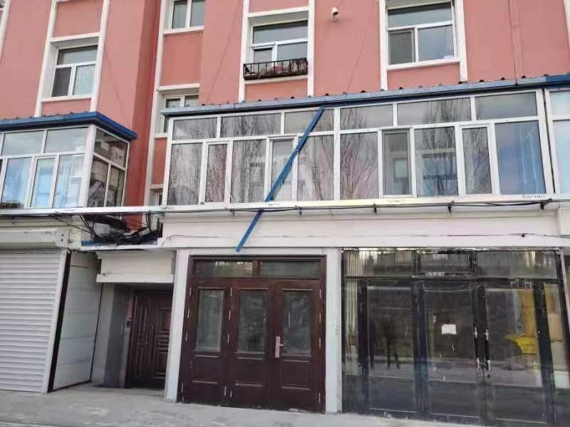 内蒙古自治区呼伦贝尔满洲里市泰山路豪景花园9号楼2单元202室
