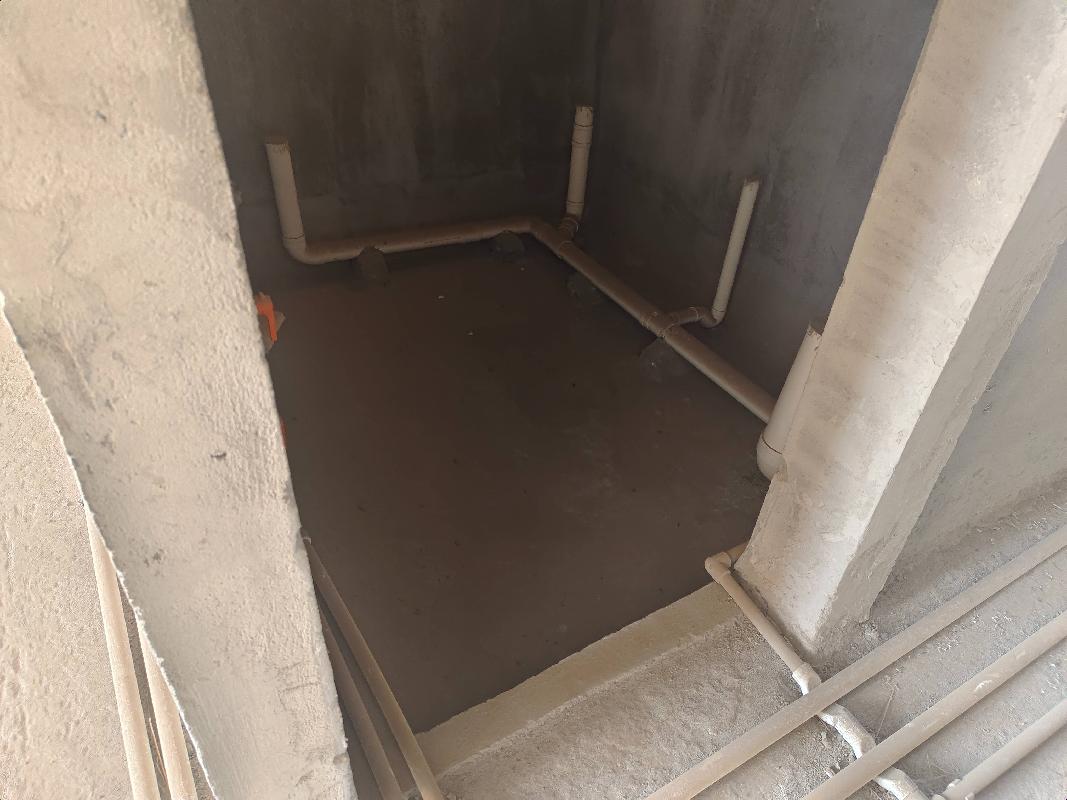 包头东河区南海鸿龙湾爱丽舍2-202转让（包头市滨河新区开发建设有限责任公司）(国资监测编号GR2025NM1006834)