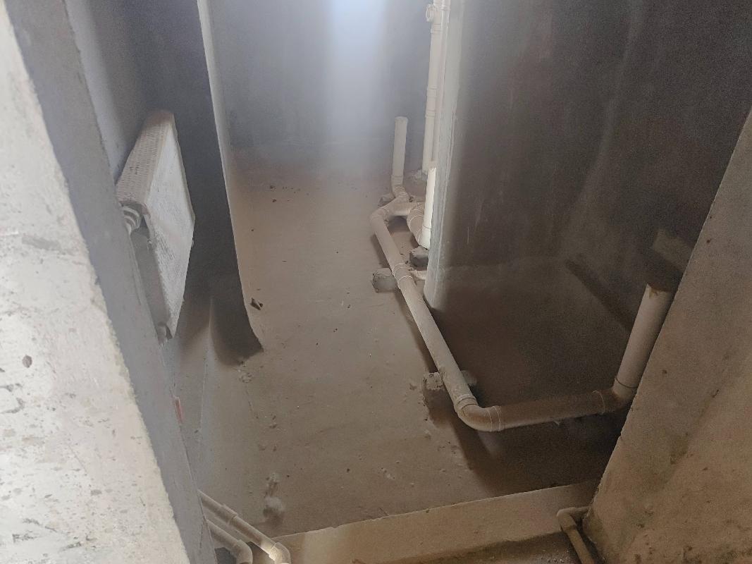 包头东河区南海鸿龙湾爱丽舍15-401转让（包头市滨河新区开发建设有限责任公司）(国资监测编号GR2025NM1006838)