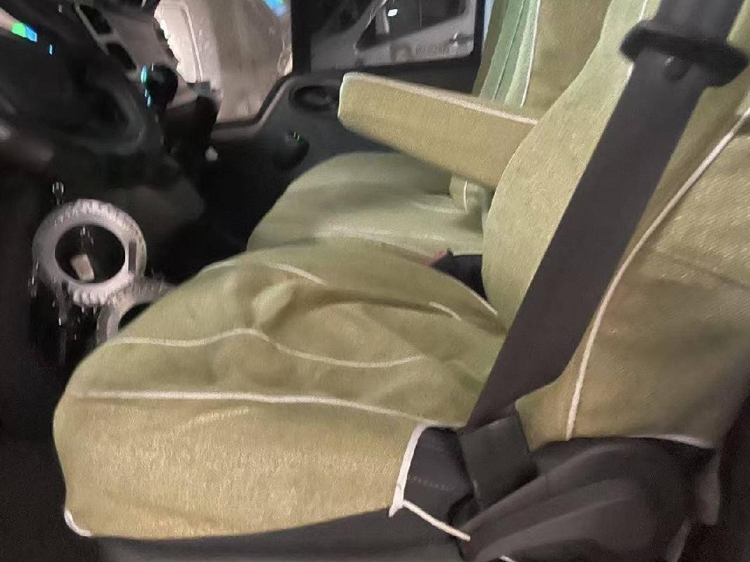 （蒙LR5367）江铃全顺牌JX5040XXYTJ-M6轻型封闭式货车转让（内蒙古自治区烟草公司巴彦淖尔市公司）(国资监测编号GR2025NM1006880-3)