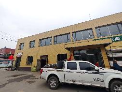 新源县国投公司位于新源县阿热勒托别镇友谊东路四十巷13号商铺对外招租，租期三年